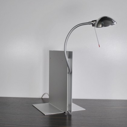 Oskar aluminium - Ingo Maurer - lampa biurkowa - 1160020 - tanio - promocja - sklep